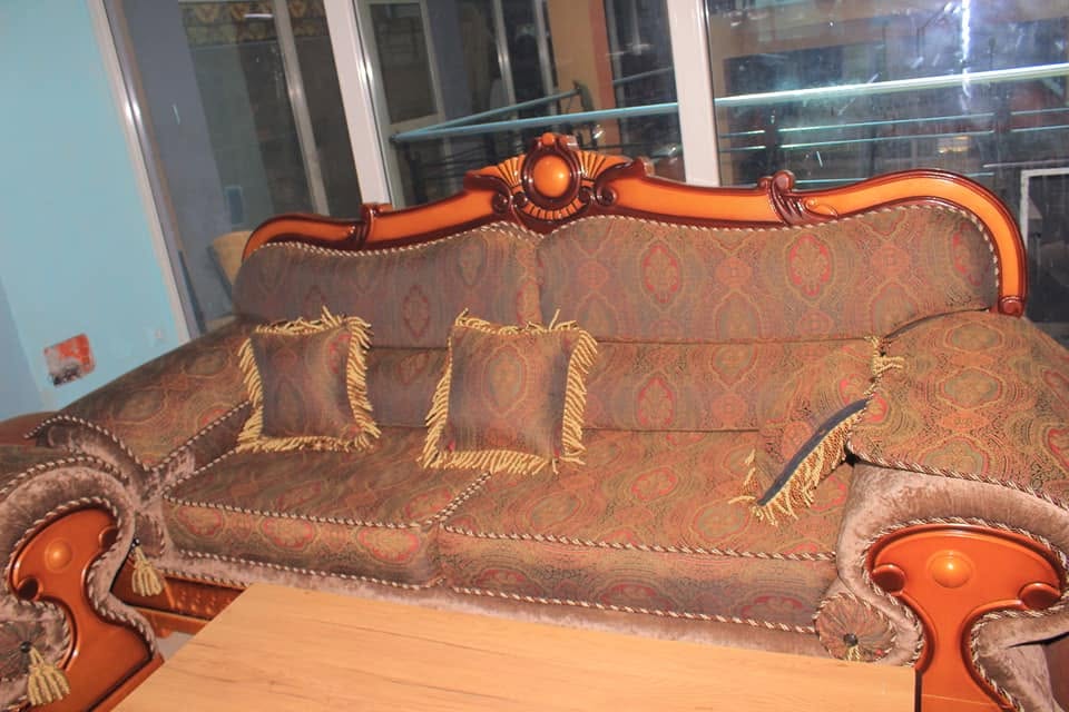 tesfa sofa
